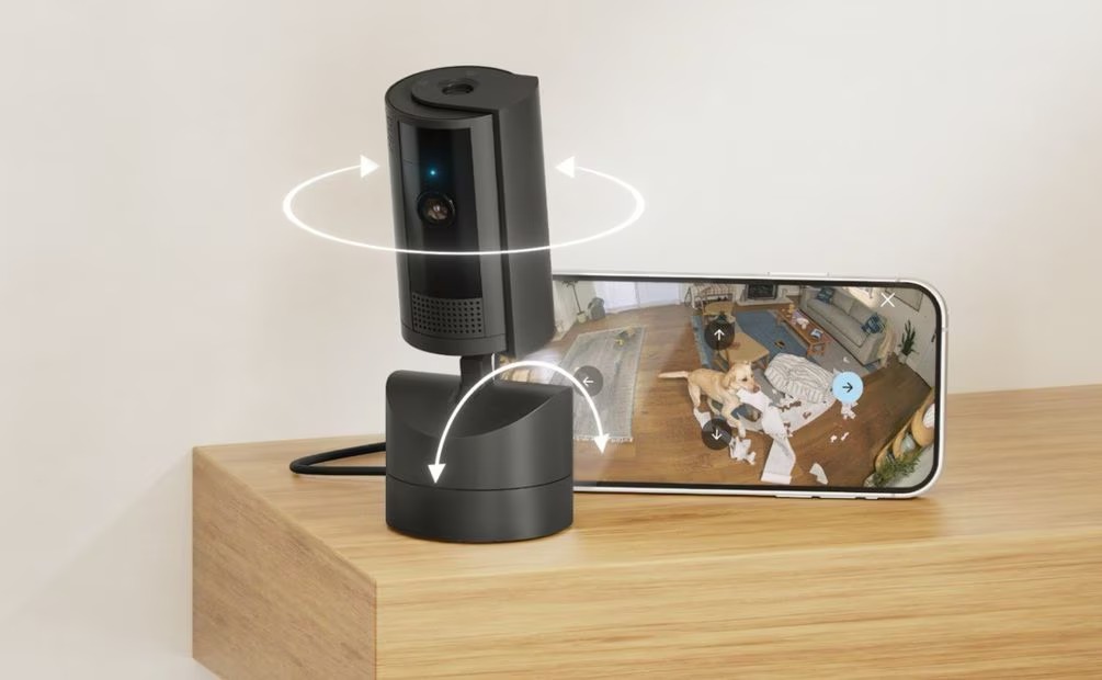 Ring presenta: Pan-Tilt Indoor Cam con movimiento