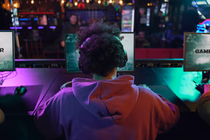 KRÜ y World se alían para eliminar bots en partidas online