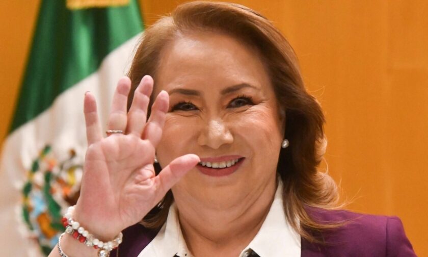 Encuesta Yasmín Esquivel favorita